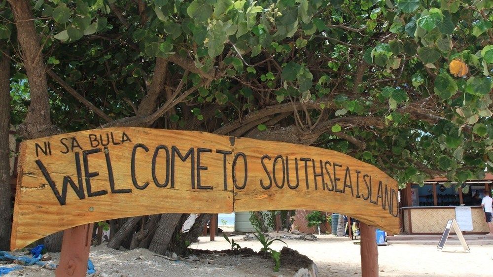 Хостел South Sea Island Екстер'єр фото